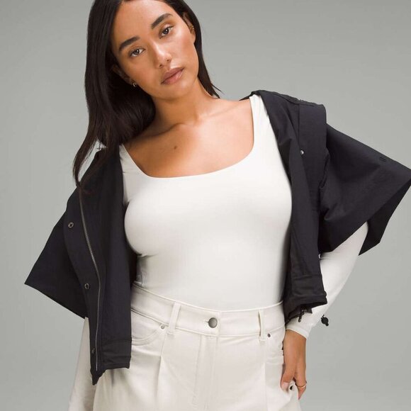 NWT Lululemon Wundermost Ultra-Soft Nulu Square-Neck Long-Sleeve Bodysuit MEDIUM - Picture 4 of 10